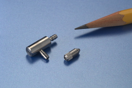 PRECISE CONTROL WITH ULTRA-COMPACT ATOMISING NOZZLES 